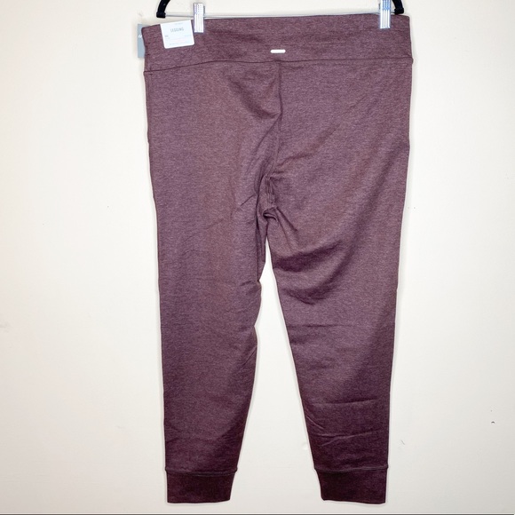 {American Eagle} play pocket leggings - Picture 7 of 8